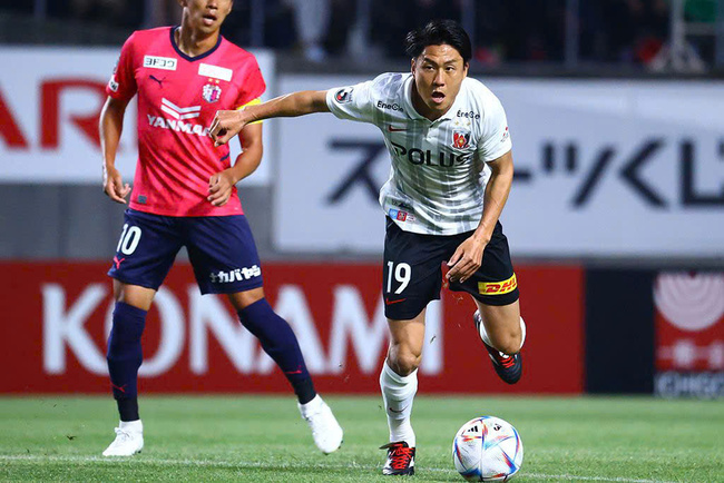 Màn thư hùng kịch tính Nagoya Grampus vs Tokyo Verdy
